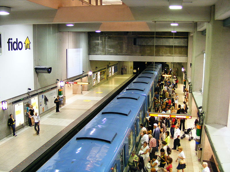File:Berri-UQAM Metro station.jpg