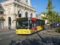 558127 Autobus Latour