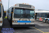 STM-13086-050210-02.jpg