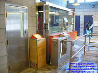 STM-METRO-020508-08.jpg